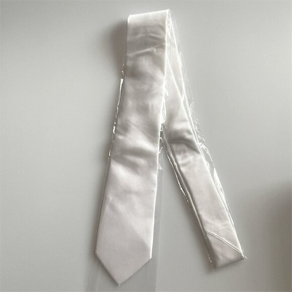 HANDMADE SILK NECKTIE BY MURONG JUN | GREAT FOR A WEDDING OR TUXEDO (WHITE) - Picture 8 of 11